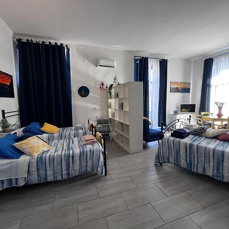 Napoli Da Vivere Suites Giudecca المظهر الخارجي الصورة