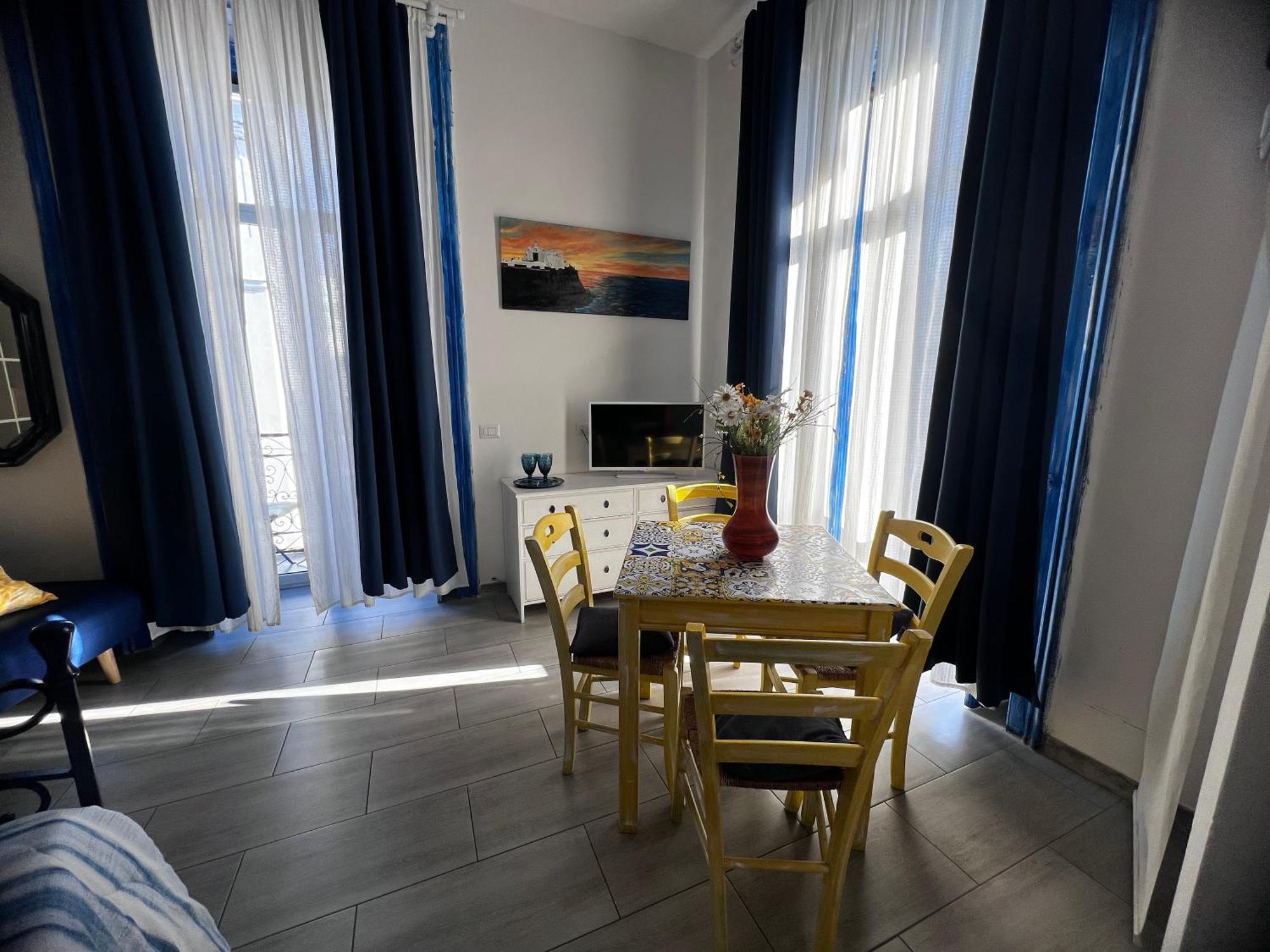 Napoli Da Vivere Suites Giudecca المظهر الخارجي الصورة